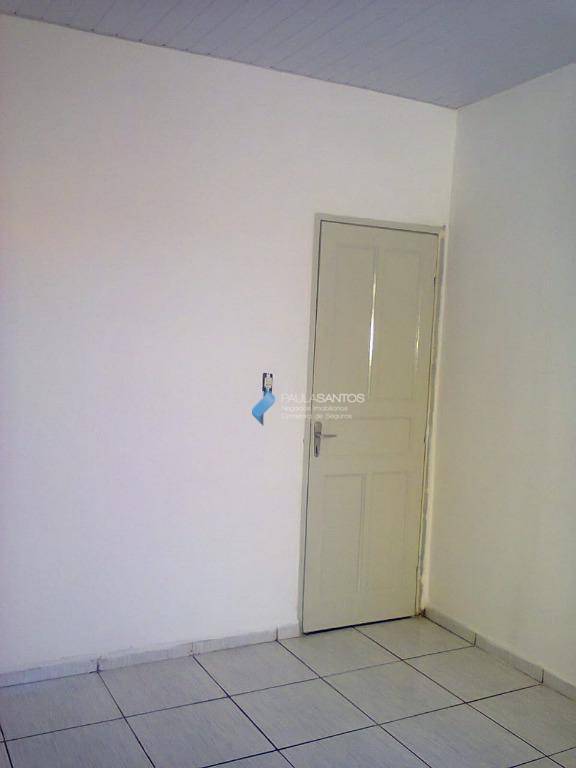 Casa à venda com 2 quartos, 55m² - Foto 16