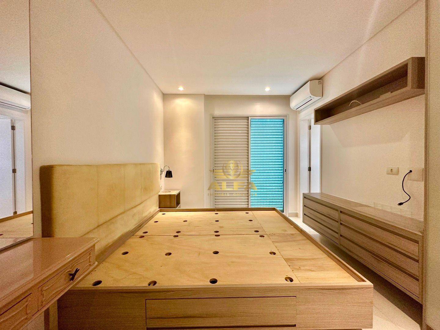 Apartamento à venda com 3 quartos, 175m² - Foto 11