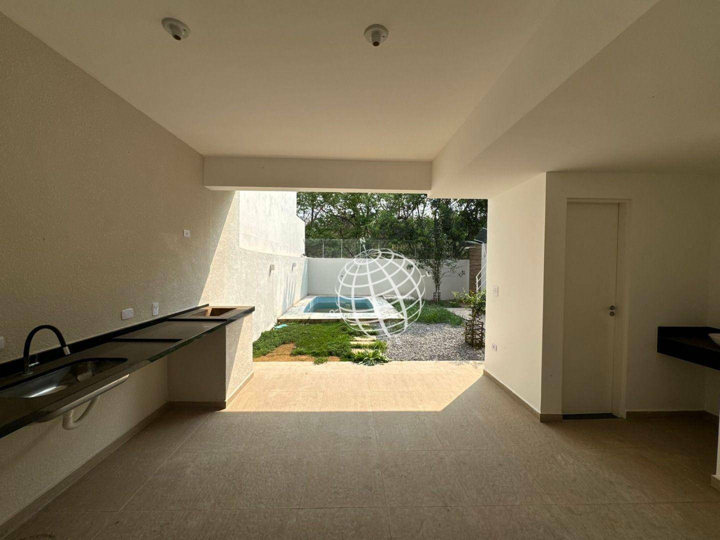 Casa à venda com 2 quartos, 100m² - Foto 25