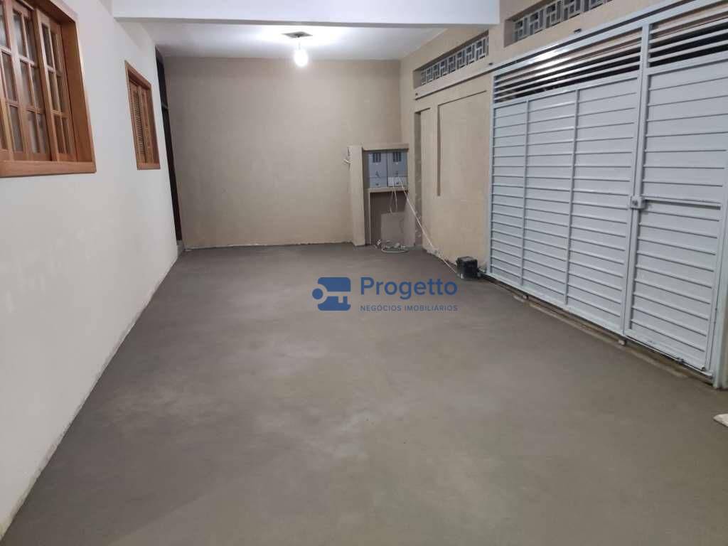 Casa à venda com 2 quartos, 180m² - Foto 8