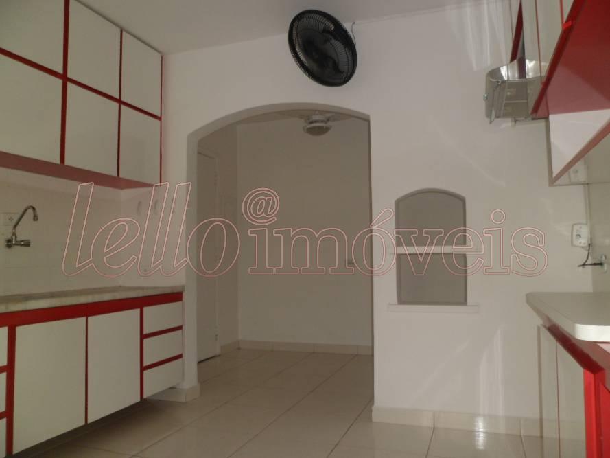 Apartamento para alugar com 3 quartos, 140m² - Foto 16