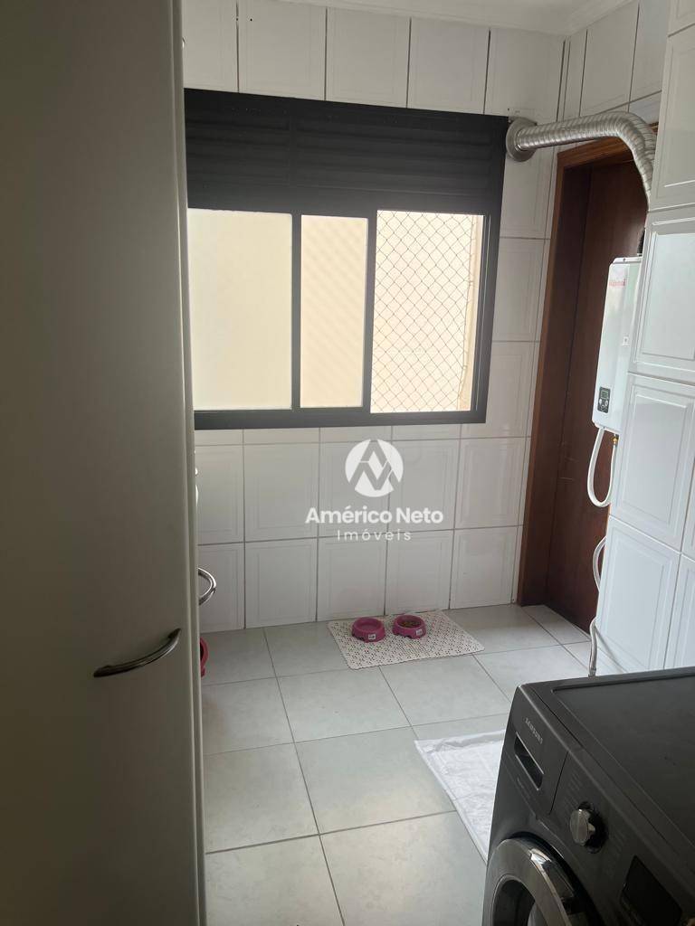 Apartamento à venda com 3 quartos, 196m² - Foto 9