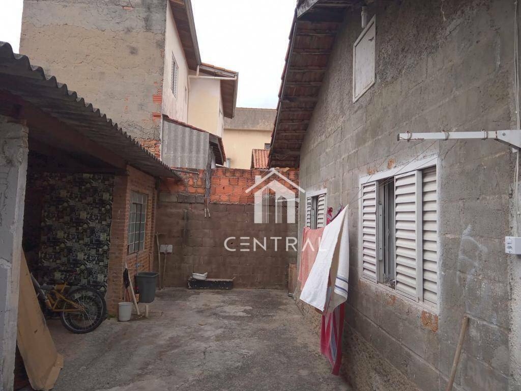 Casa à venda com 3 quartos, 90m² - Foto 10