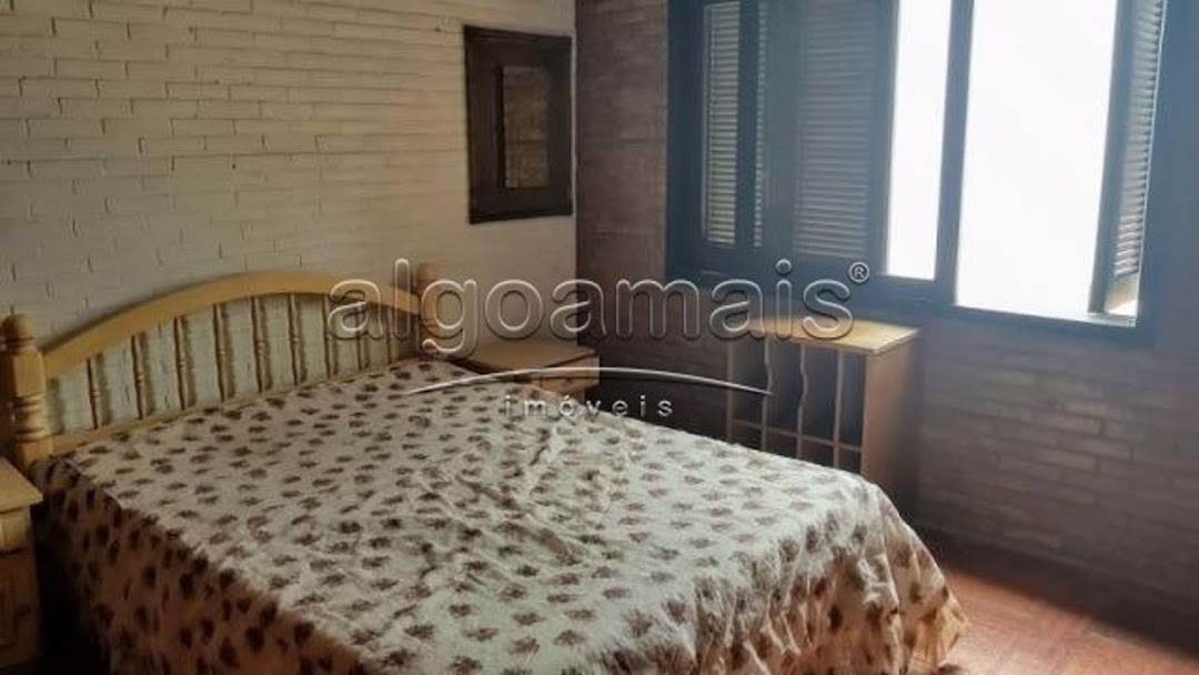 Casa à venda com 3 quartos, 250m² - Foto 14