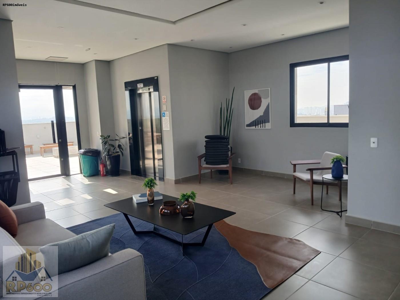 Apartamento à venda com 2 quartos, 43m² - Foto 8