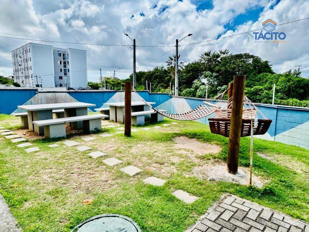 Apartamento à venda com 2 quartos, 43m² - Foto 13