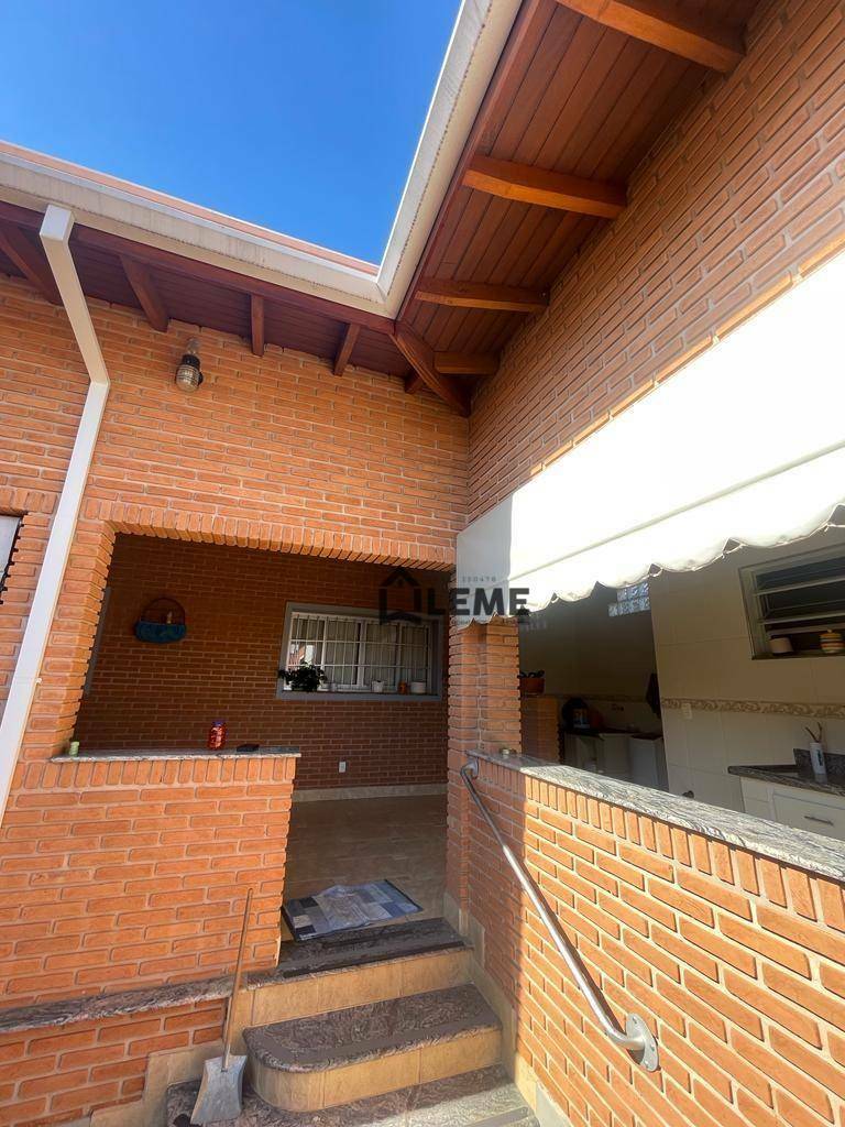 Casa à venda com 4 quartos, 368m² - Foto 20