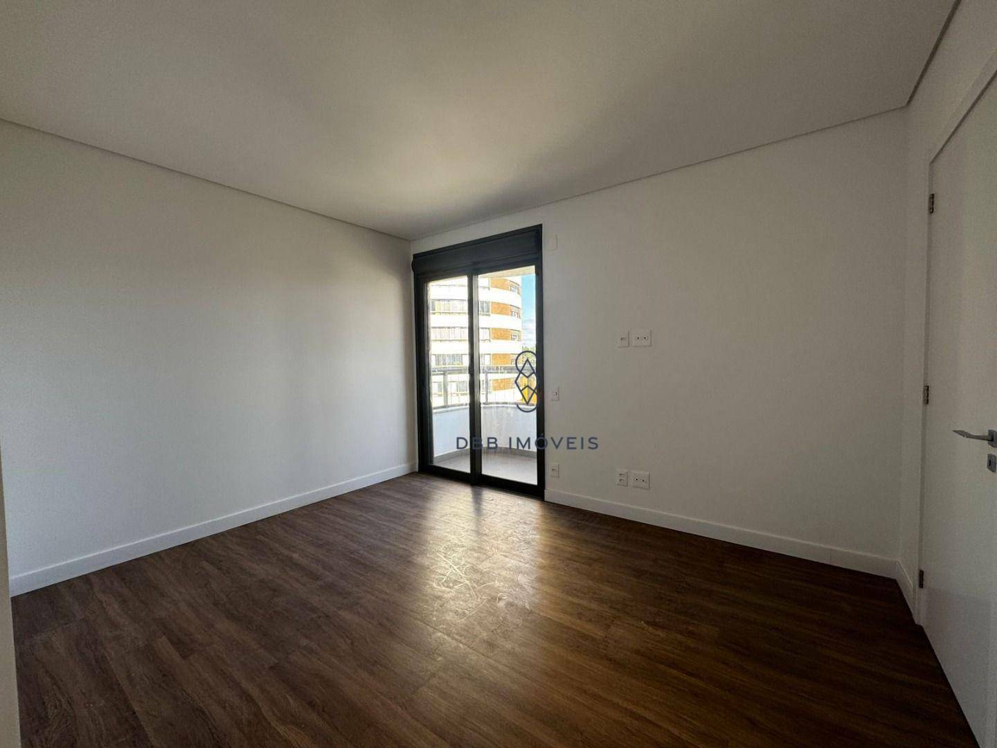 Apartamento à venda com 3 quartos, 114m² - Foto 13