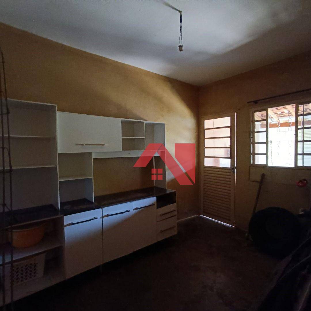 Casa à venda com 2 quartos, 120m² - Foto 5