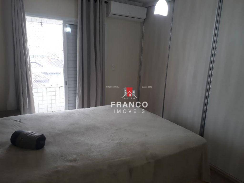 Apartamento à venda com 2 quartos, 100m² - Foto 17