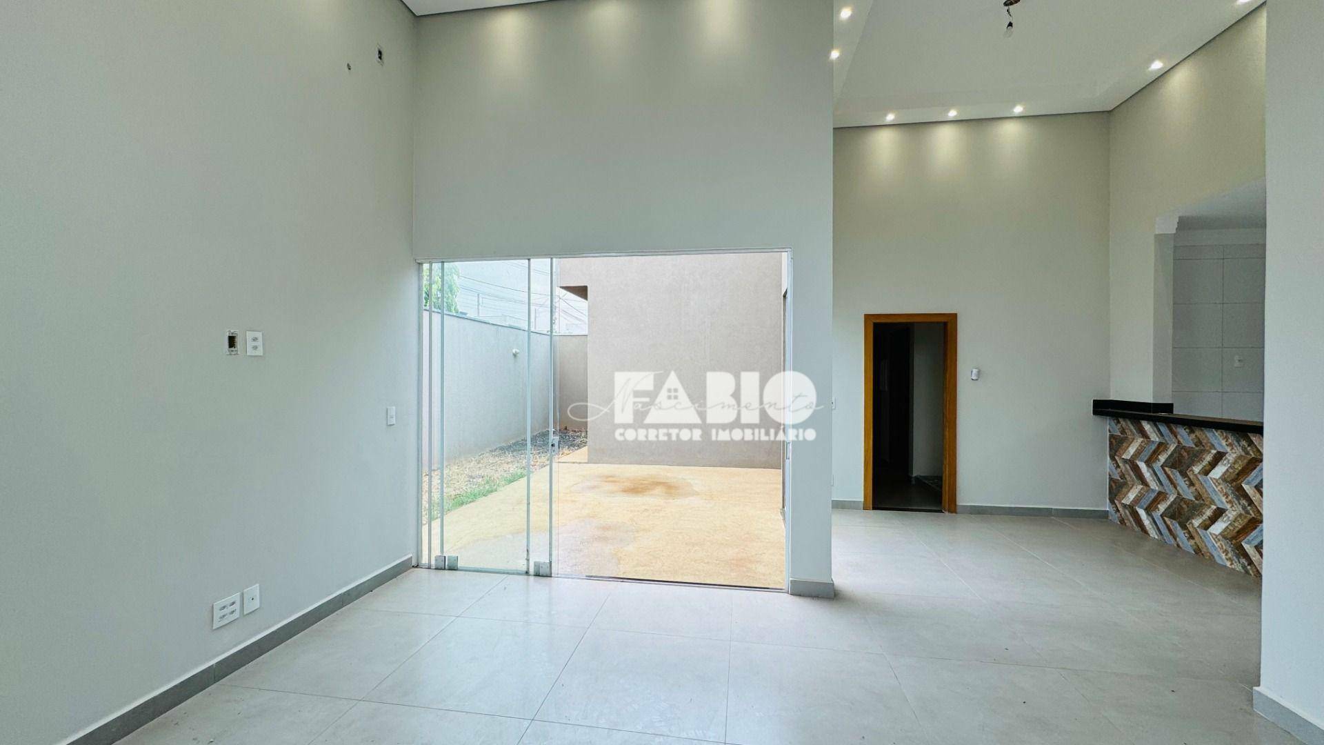 Casa à venda com 3 quartos, 118m² - Foto 4