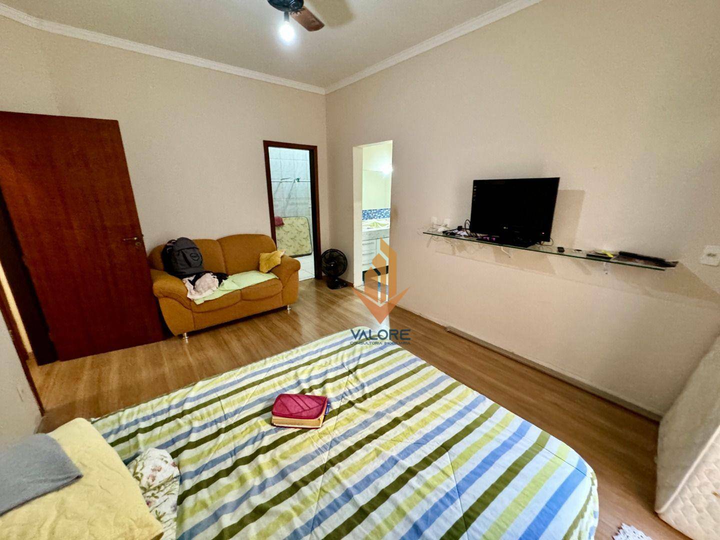 Casa à venda com 4 quartos, 278m² - Foto 25