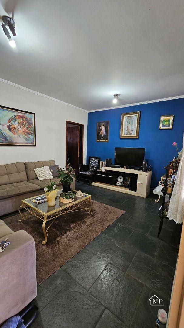 Casa à venda com 3 quartos, 144m² - Foto 4