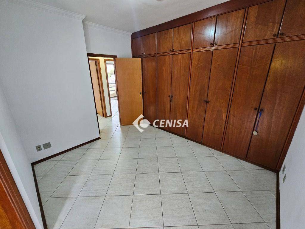 Apartamento para alugar com 3 quartos, 110m² - Foto 12