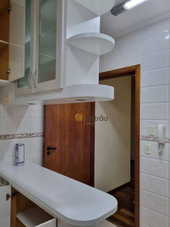 Apartamento à venda e aluguel com 3 quartos, 100m² - Foto 2