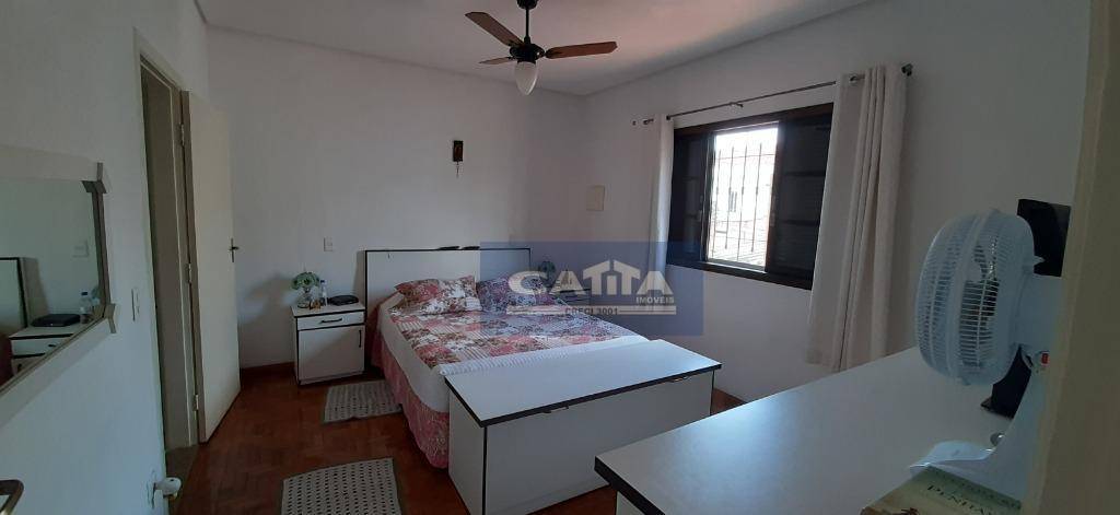 Sobrado à venda com 3 quartos, 240m² - Foto 3