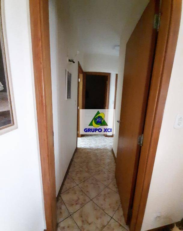 Apartamento à venda com 2 quartos, 104m² - Foto 9