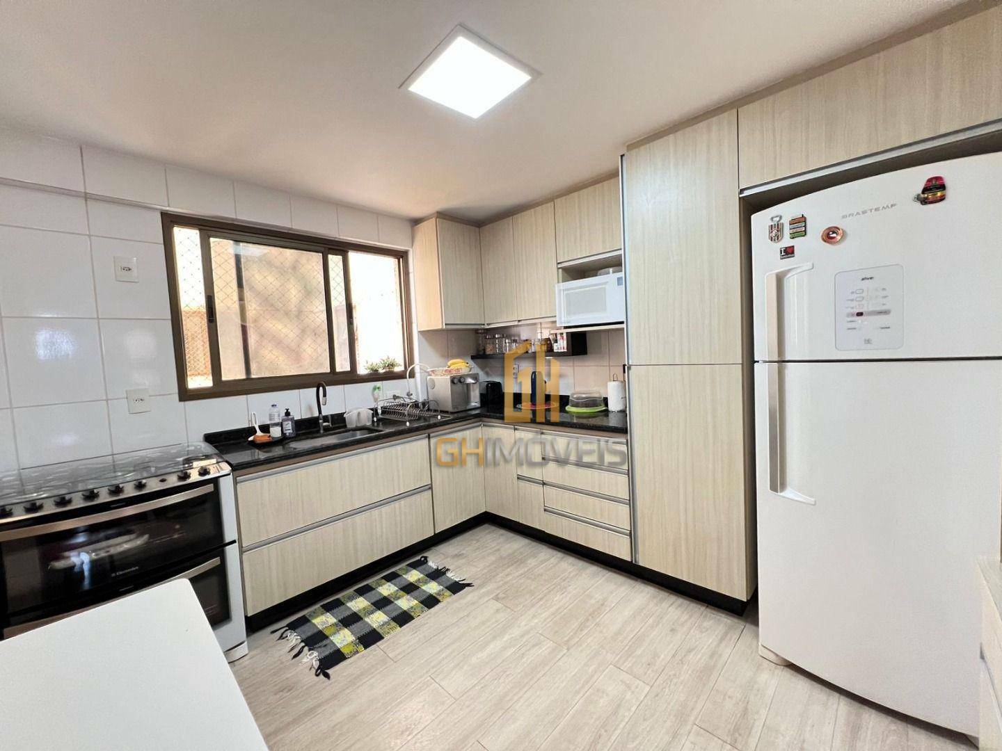 Apartamento à venda com 3 quartos, 109m² - Foto 22