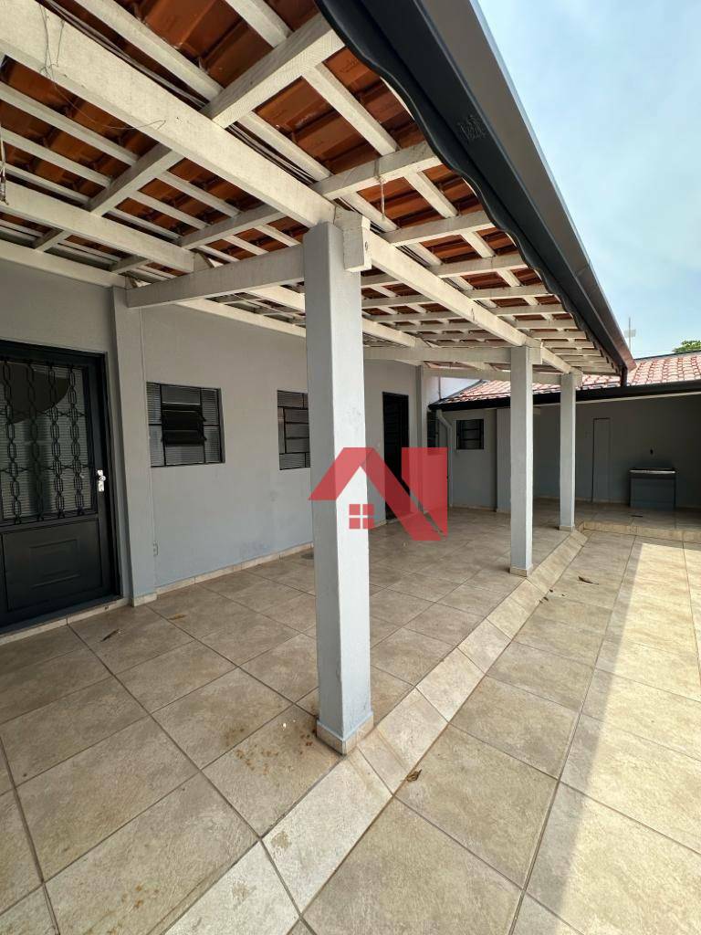 Casa à venda com 3 quartos, 176m² - Foto 9