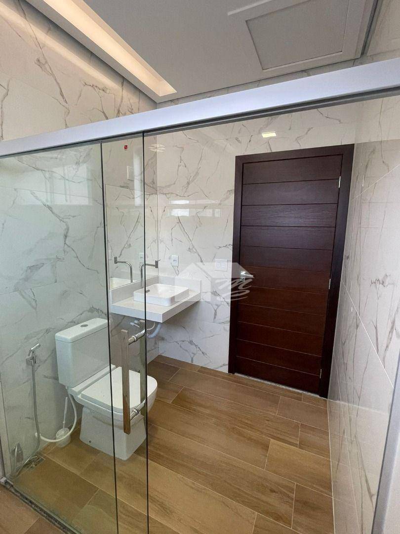 Casa à venda com 4 quartos, 250m² - Foto 26