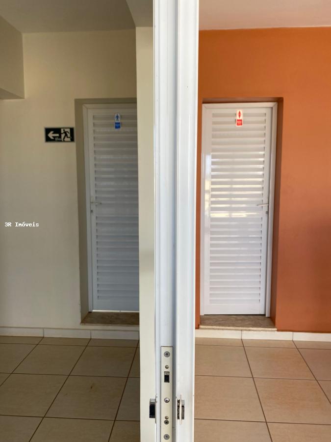 Apartamento à venda com 1 quarto, 38m² - Foto 10