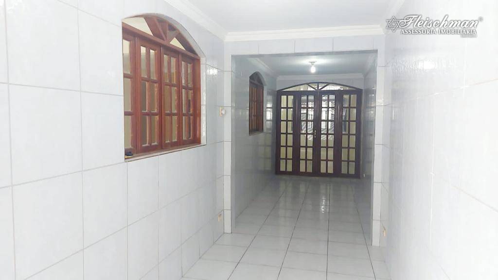 Casa à venda com 5 quartos, 250m² - Foto 11