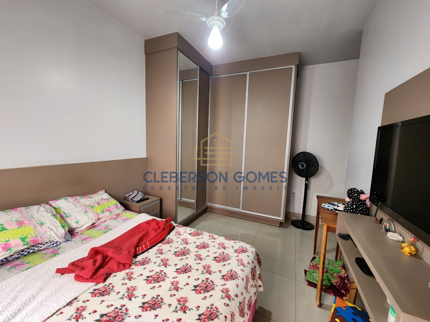 Casa à venda com 3 quartos, 201m² - Foto 15
