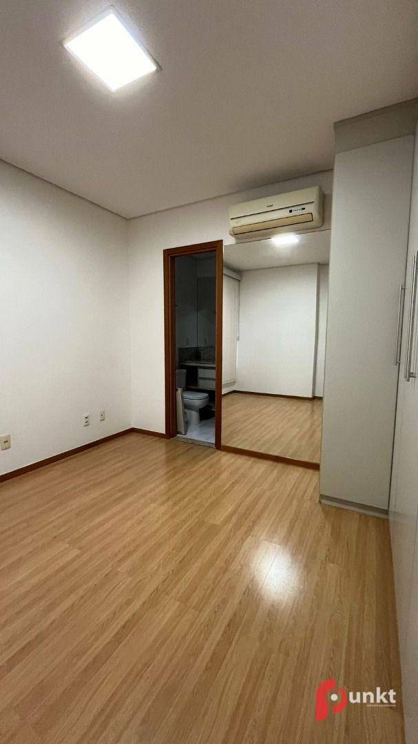 Apartamento para alugar com 3 quartos, 149m² - Foto 5