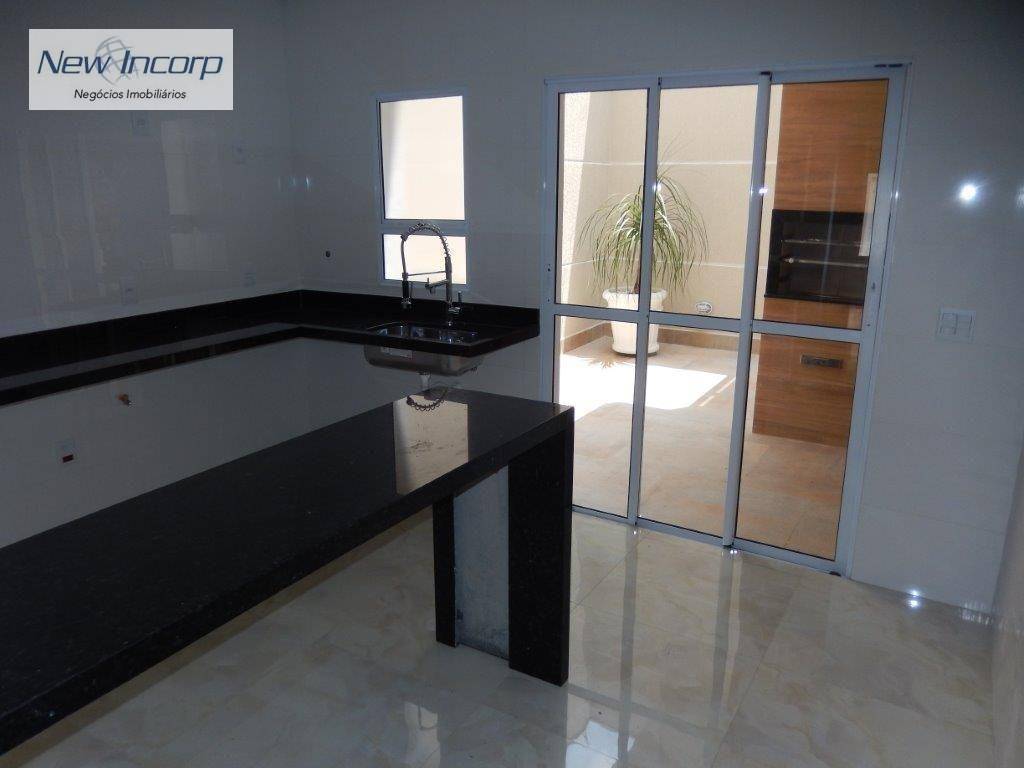 Sobrado à venda com 3 quartos, 200m² - Foto 27