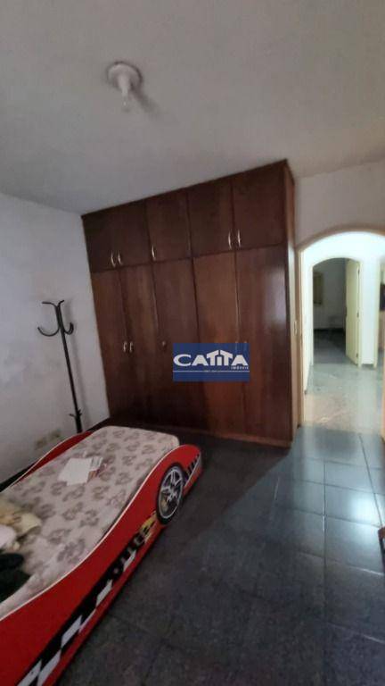 Sobrado à venda com 4 quartos, 300m² - Foto 19