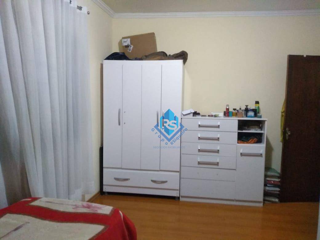 Casa à venda com 3 quartos, 200m² - Foto 11