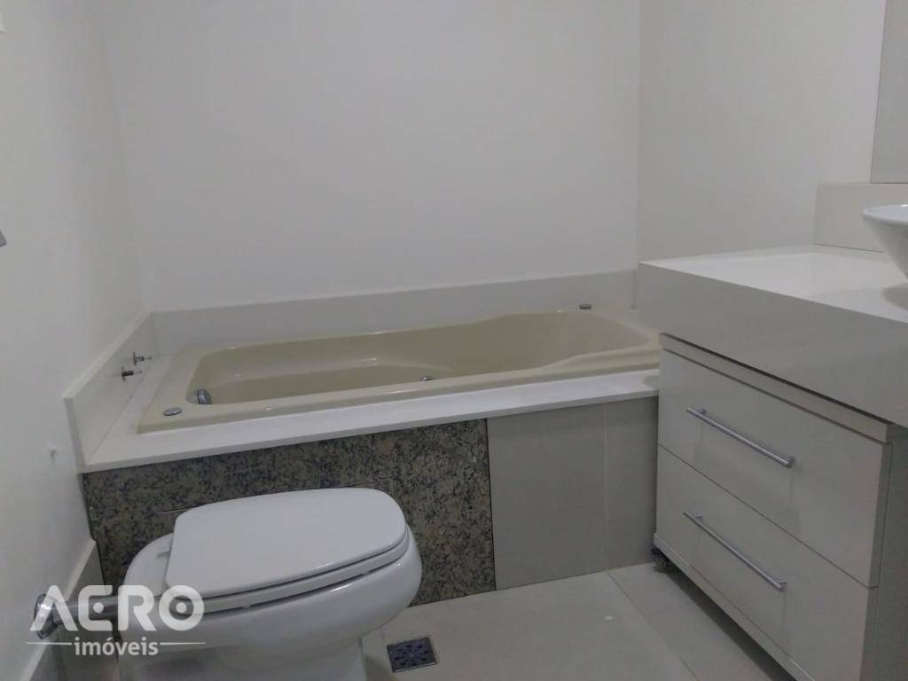 Apartamento para alugar com 3 quartos, 100m² - Foto 17