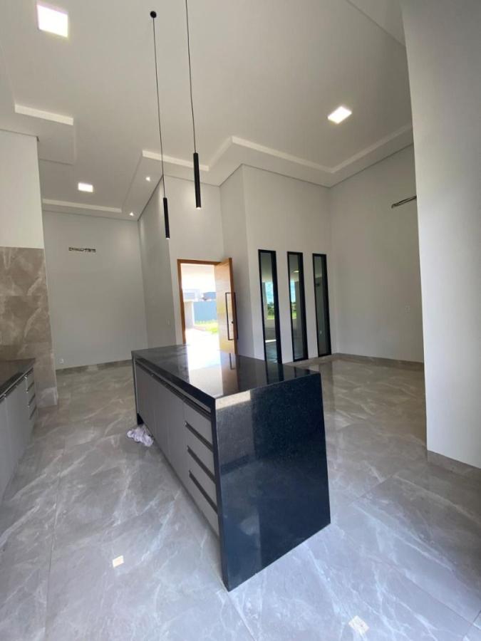 Casa à venda com 3 quartos, 125m² - Foto 9