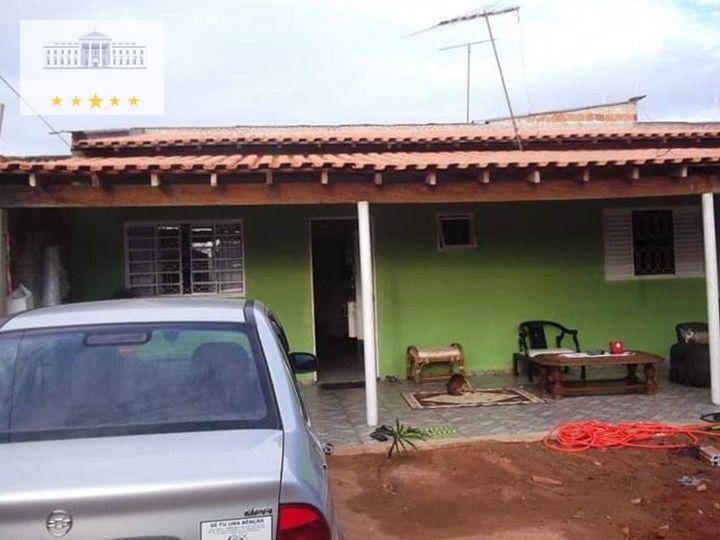 Casa à venda com 2 quartos, 110m² - Foto 2