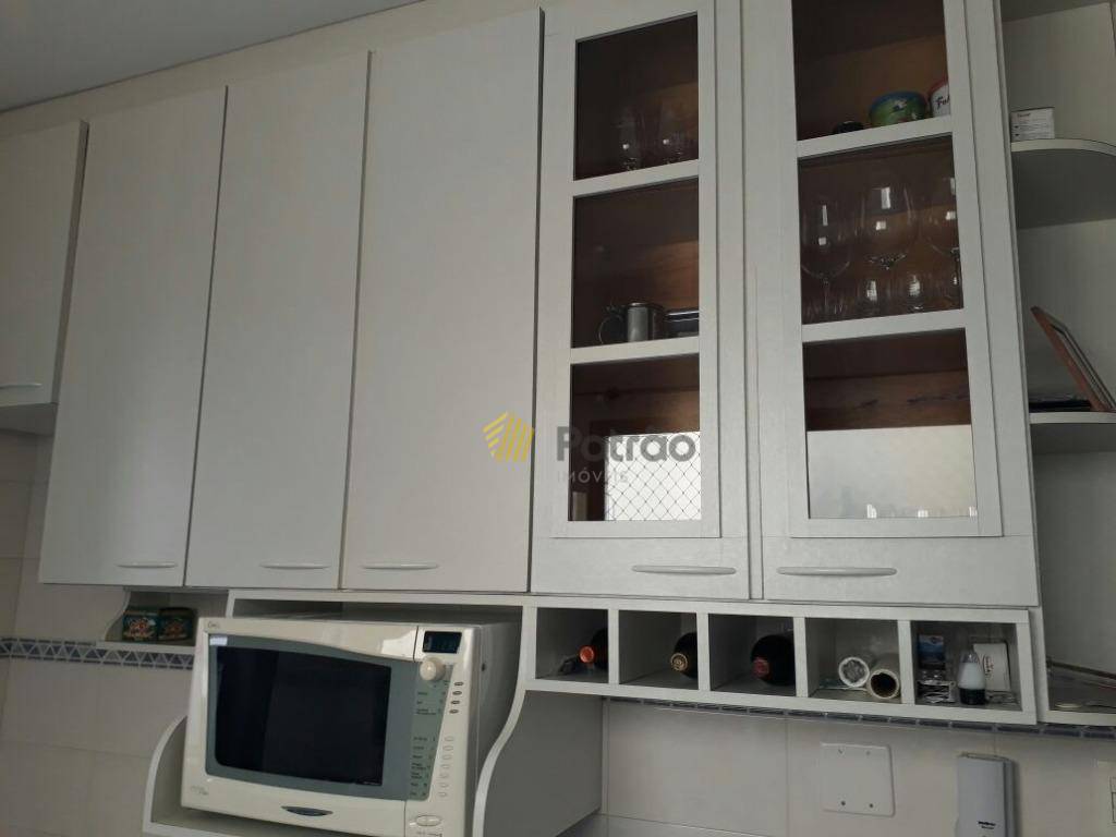 Apartamento à venda com 2 quartos, 70m² - Foto 26