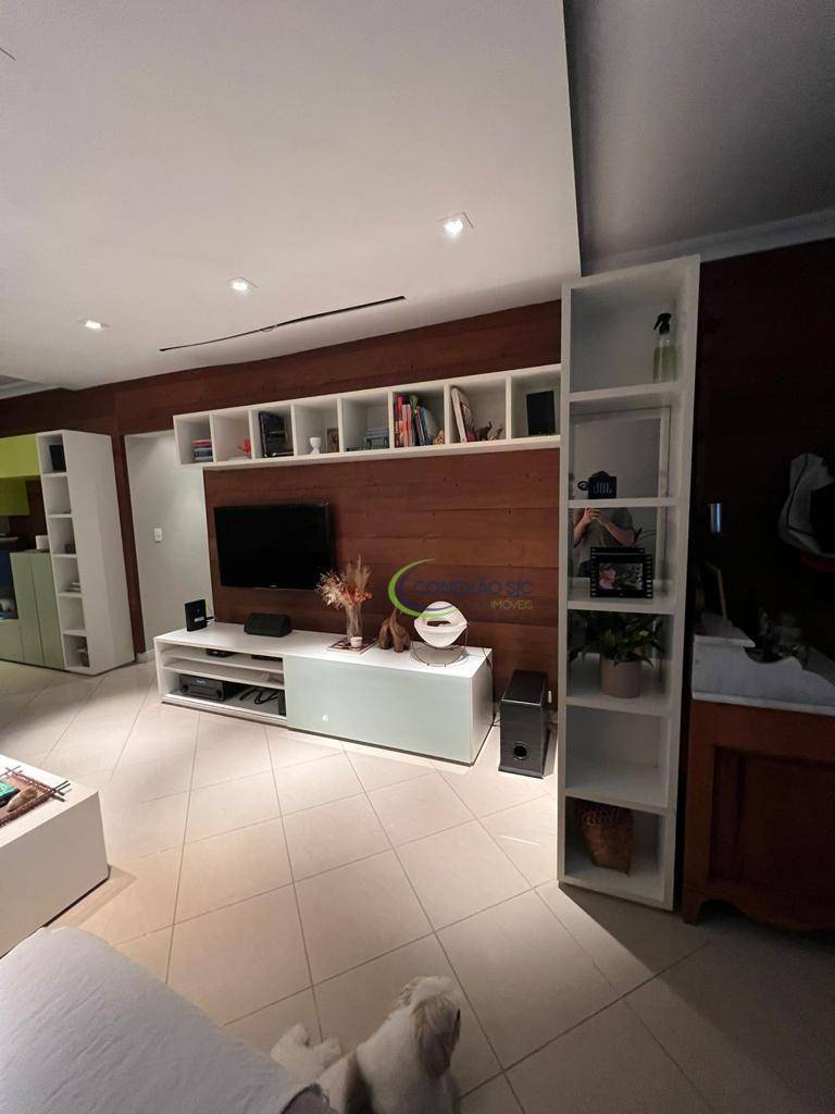 Sobrado à venda com 5 quartos, 322m² - Foto 209