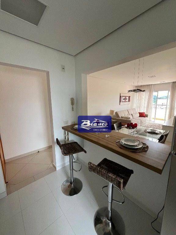 Apartamento à venda com 3 quartos, 83m² - Foto 29