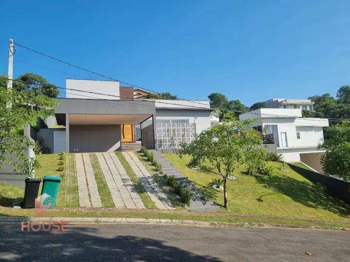 Casa de Condomínio à venda com 4 quartos, 300m² - Foto 3