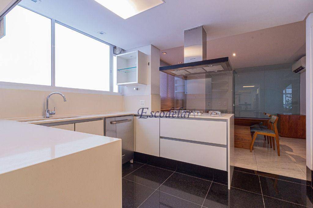 Apartamento à venda com 3 quartos, 180m² - Foto 22