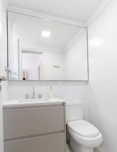 Apartamento à venda com 2 quartos, 68m² - Foto 4