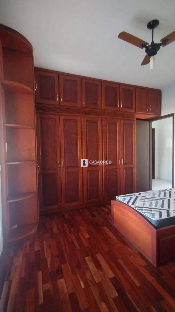 Casa à venda com 4 quartos, 350m² - Foto 9