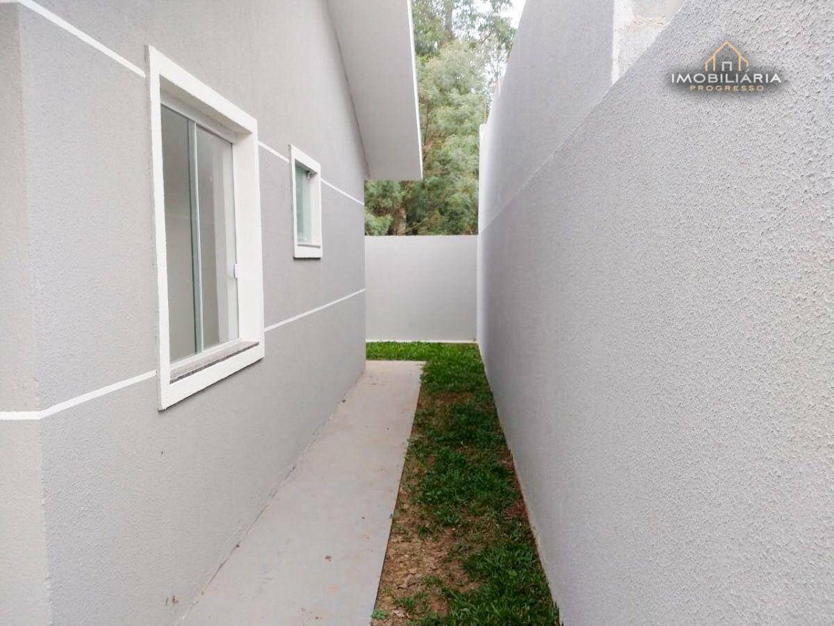 Casa à venda com 3 quartos, 53m² - Foto 4