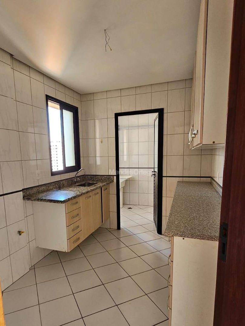 Apartamento à venda com 3 quartos, 86m² - Foto 12