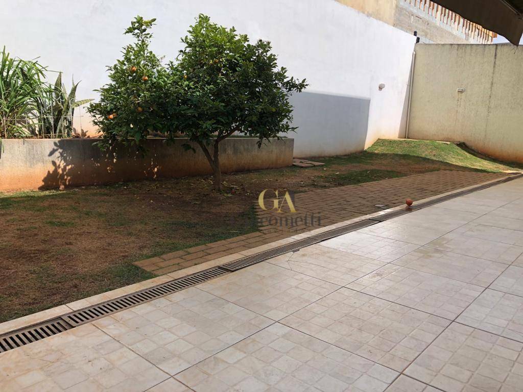 Casa de Condomínio à venda com 3 quartos, 341m² - Foto 15