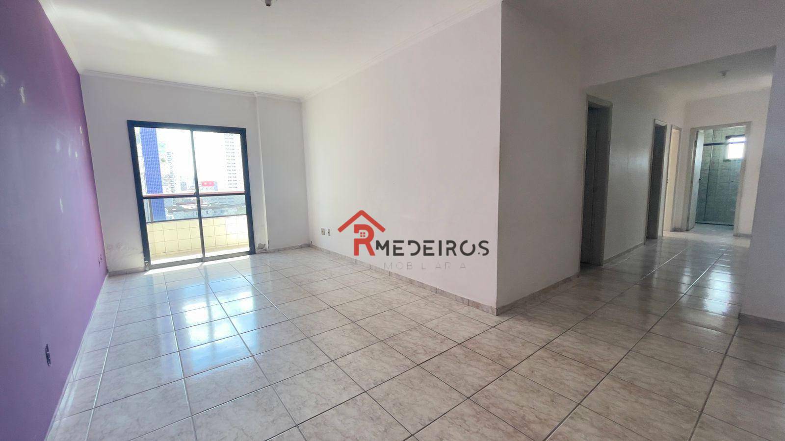 Apartamento à venda com 3 quartos, 105m² - Foto 3