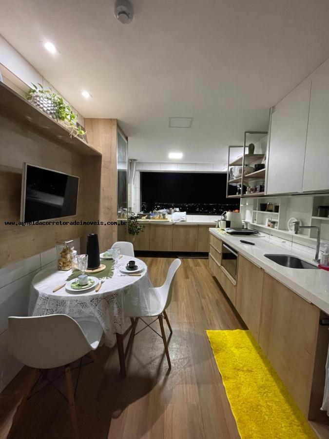 Apartamento à venda com 4 quartos, 160m² - Foto 7