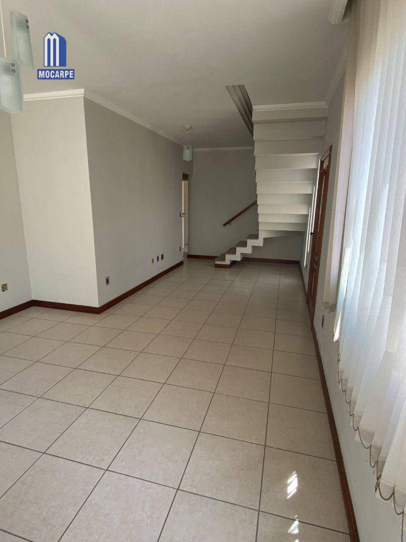 Sobrado à venda com 2 quartos, 156m² - Foto 14