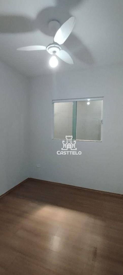 Casa à venda com 2 quartos, 100m² - Foto 11