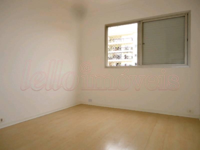 Apartamento para alugar com 3 quartos, 150m² - Foto 14