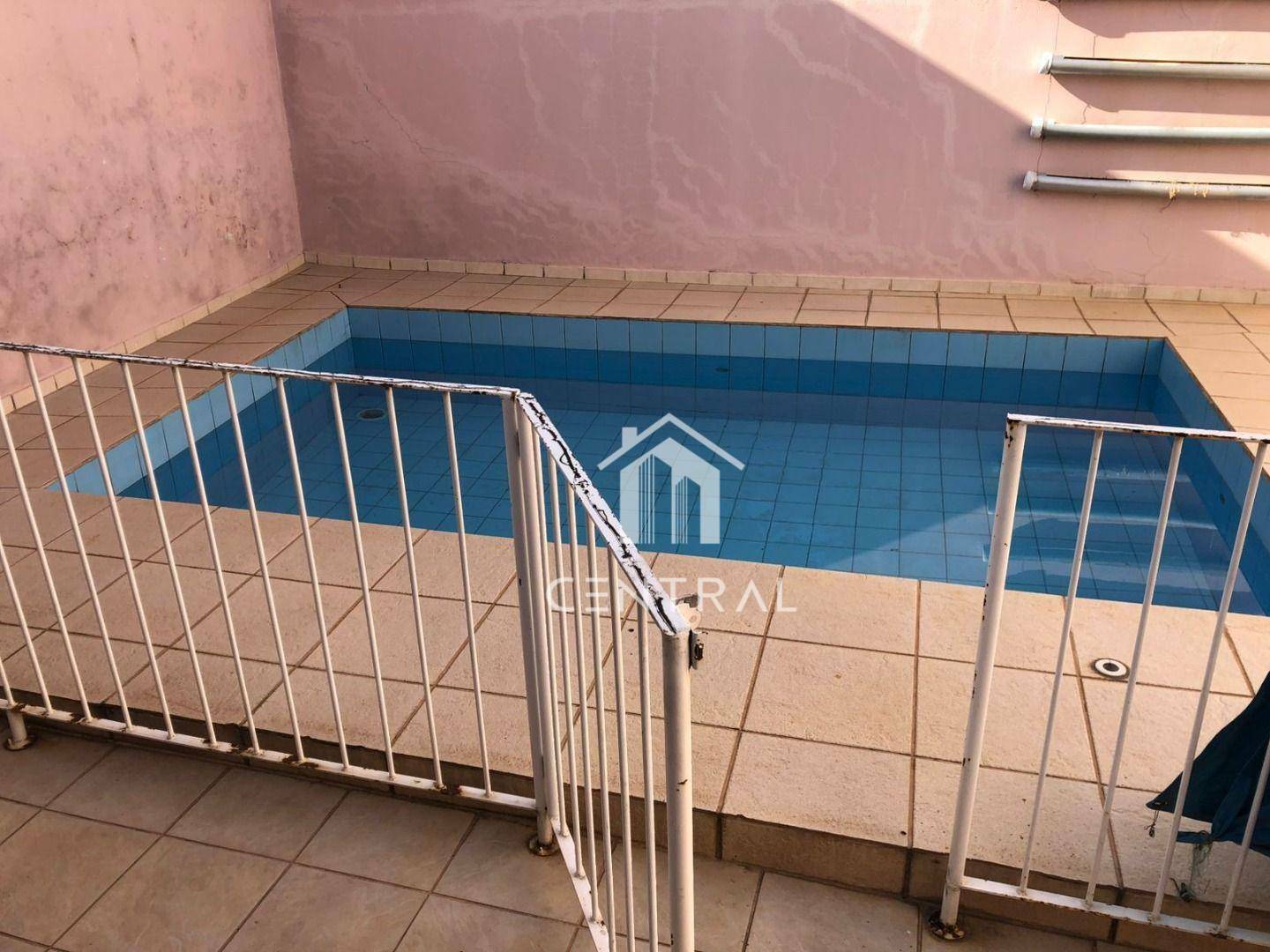 Sobrado à venda com 4 quartos, 244m² - Foto 12
